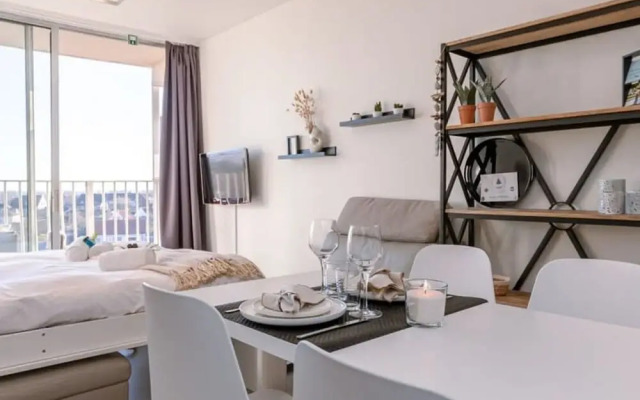 Modern Studio Near the sea and Beach