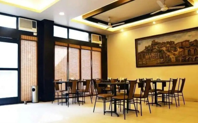 Capital O 928 Villa@43