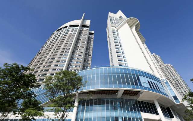 Pinetree Marina Resort