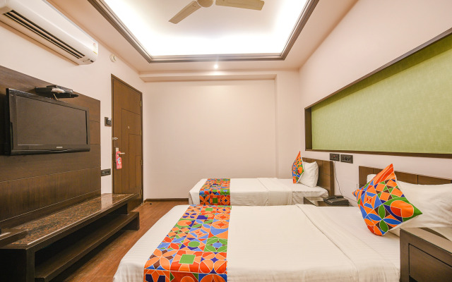 FabHotel Aashraye