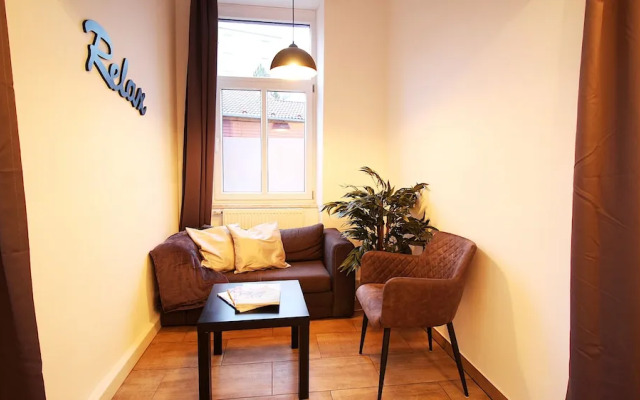 Geräumiger Altbau für große Gruppen