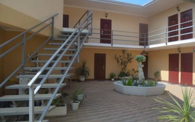 Fialka Guest House