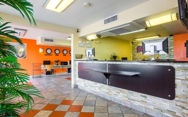 Motel 6 Holbrook, AZ