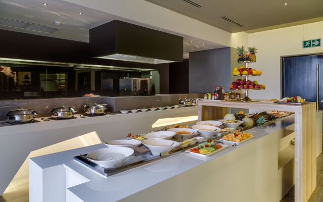Protea Hotel Fire & Ice by Marriott Pretoria Menlyn