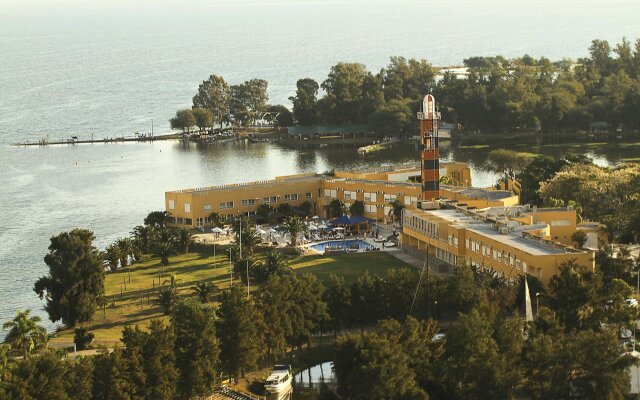 Hotel Marina del Faro Resort