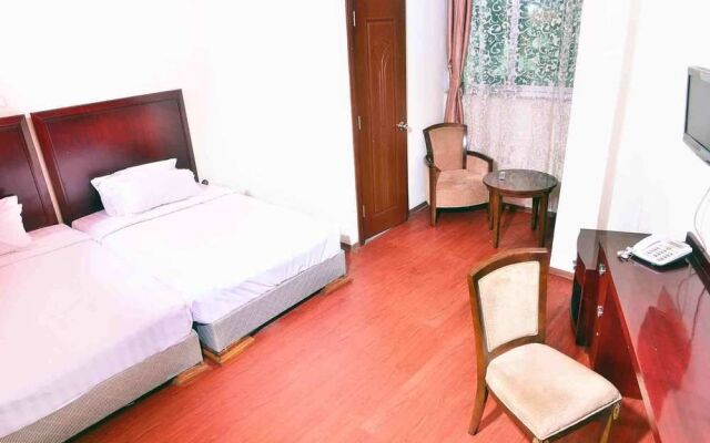 Adams Hotel