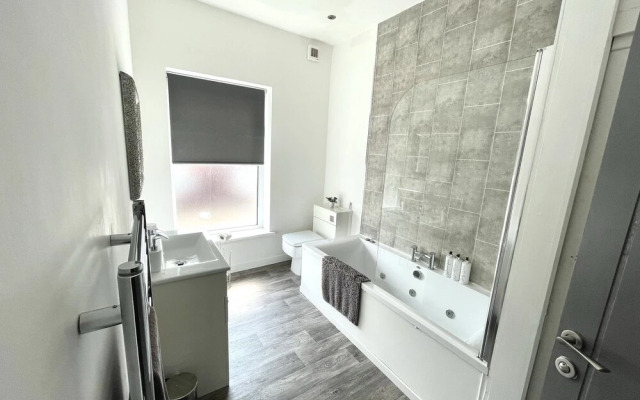 Reads Luxury Apartments