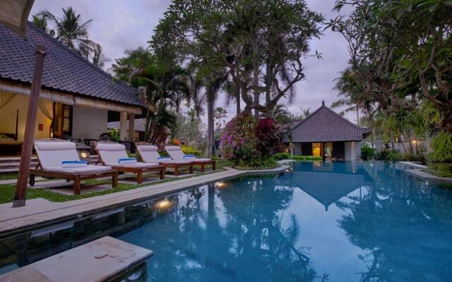 Kutus Kutus Saba Beach Villa