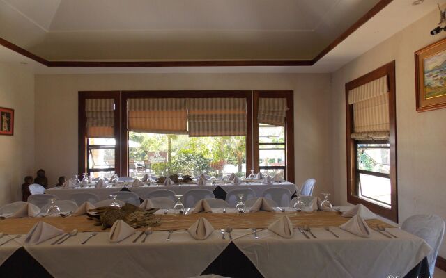 237 Sheridan Boutique Resort