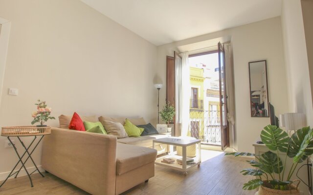 Deluxe Apartment with Giralda views