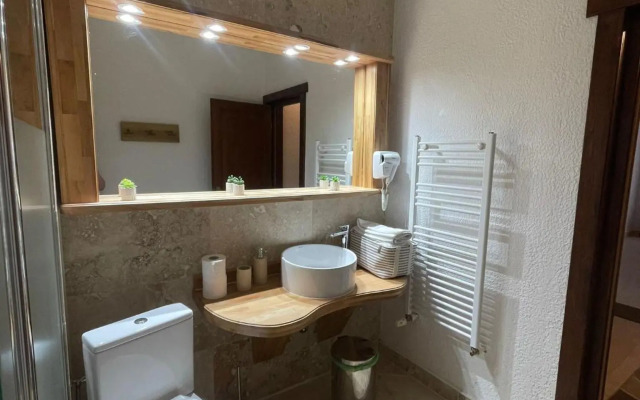 Pensiunea Anotimpuri by Casa Sandu