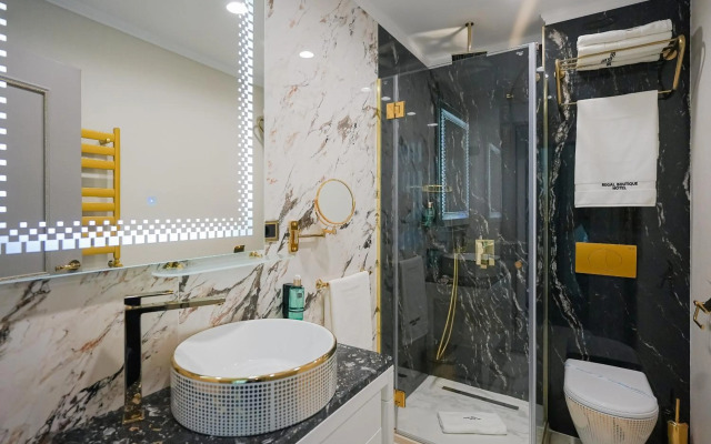 W Regal Boutique&Spa