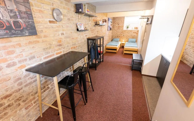 APARTMANY Plzeňská 465 Free PARKING & PS3