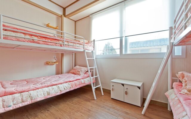 Gyeongju Guesthouse Travel Road