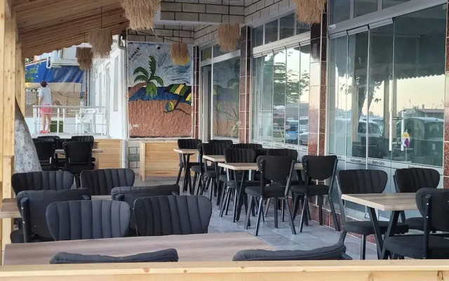 Defne Otel & Restaurant
