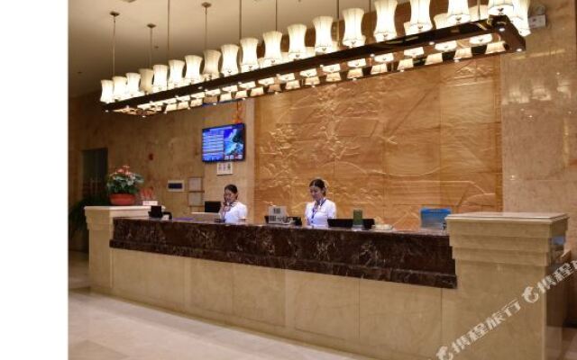 Vienna Hotel （Danzhou Baimajing Store）