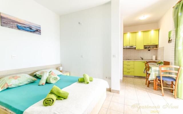 Apartments Nives Suhi Potok