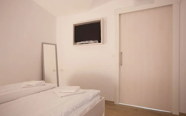 Apartments SHISHKA