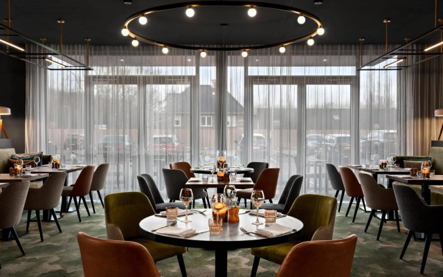 Renaissance Amsterdam Schiphol Airport Hotel