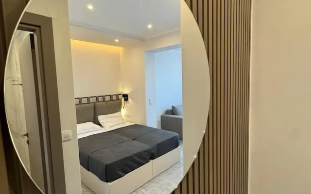 Corfelia Seaview Suites