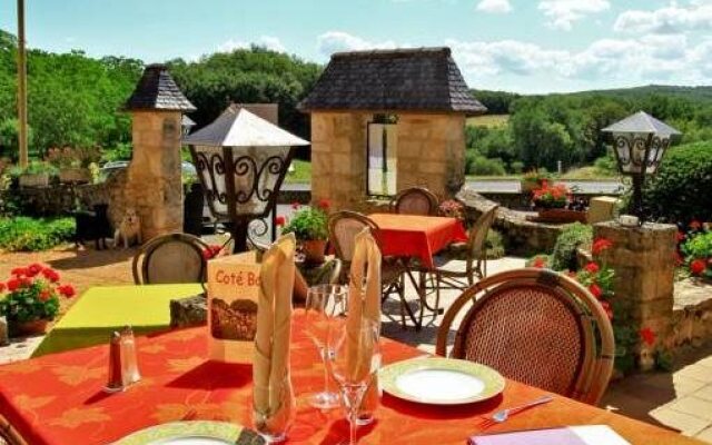 Hotel A Jayac - Logis Hotels