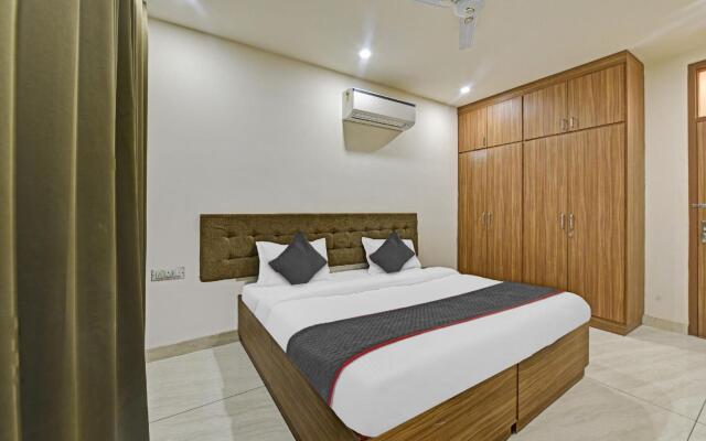 OYO Townhouse 893 The Circle Rajapark