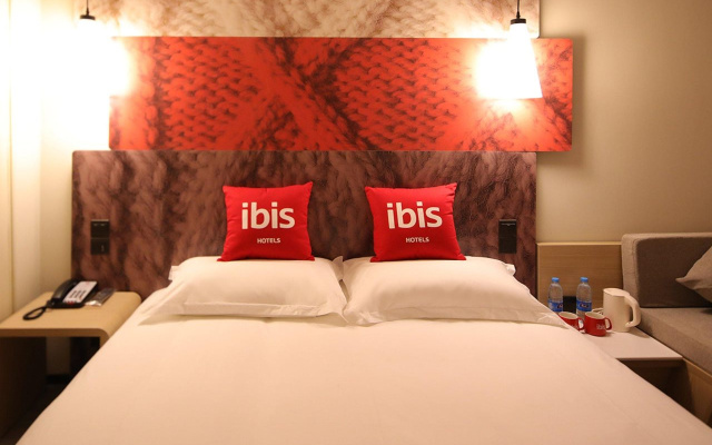 Ibis Shanghai Changshou