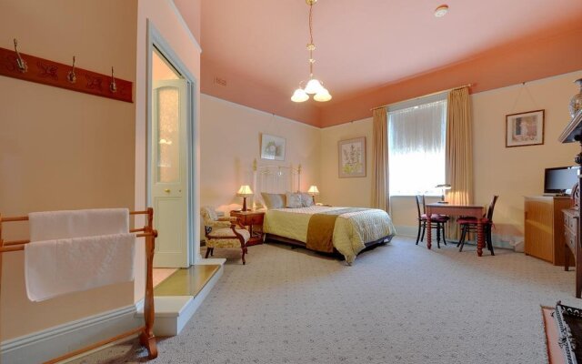 The Dragonfly North West B&B