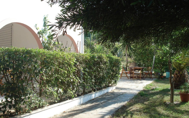 Villa Avra