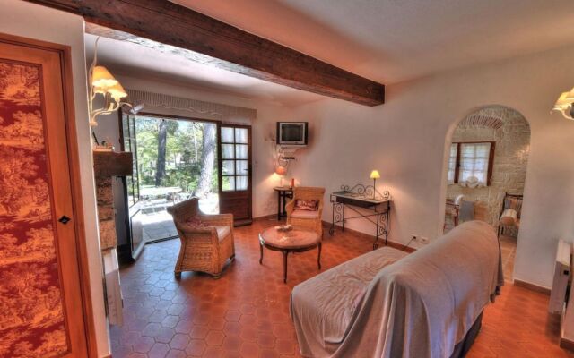 Superb Character House Near the Lovely Village of Tourtour