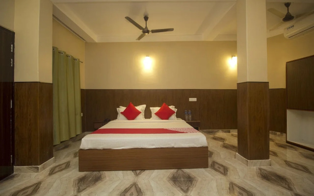 OYO 14512 Sambhunath Guest House