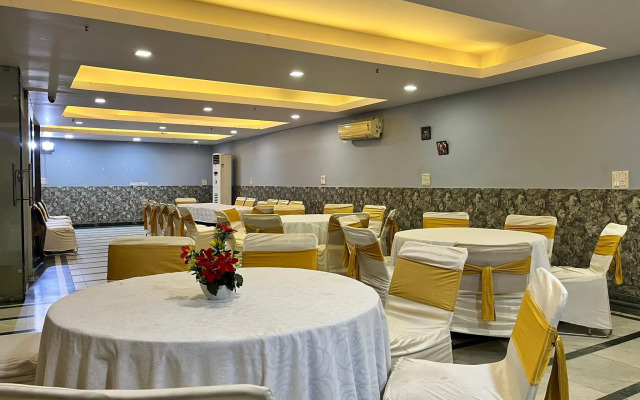 Hotel Trio Continental by Fabhotel