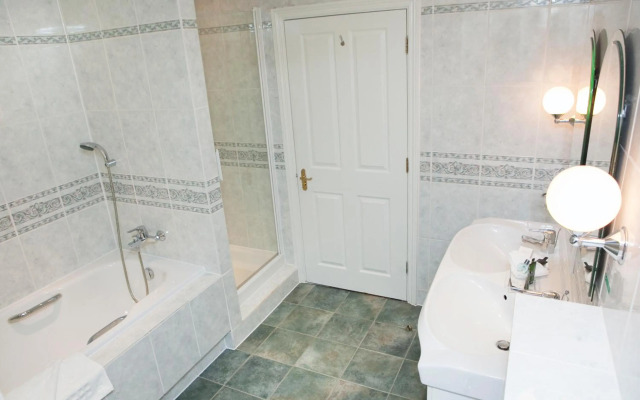 Marygreen Manor Hotel