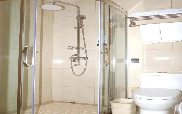 GreenTree Inn Chizhou Dongzhi County Lishan Xiushui Express Hotel