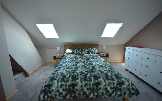 Modern 3 Bedroom Home Near Bedminster