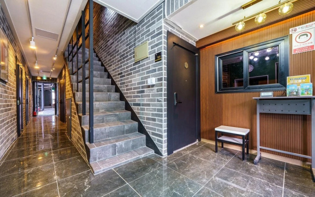 Danyang Meros Hotel