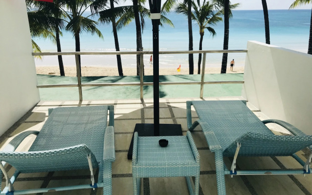 Calypso Beach & Dive Resort