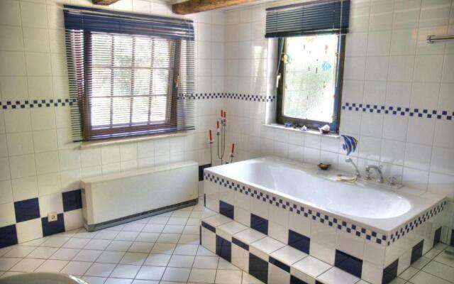 Ferienhaus-Schwarzwald-Imbirkenweg-bei-Strassburg-Europapark-fuer-1-12-Personen