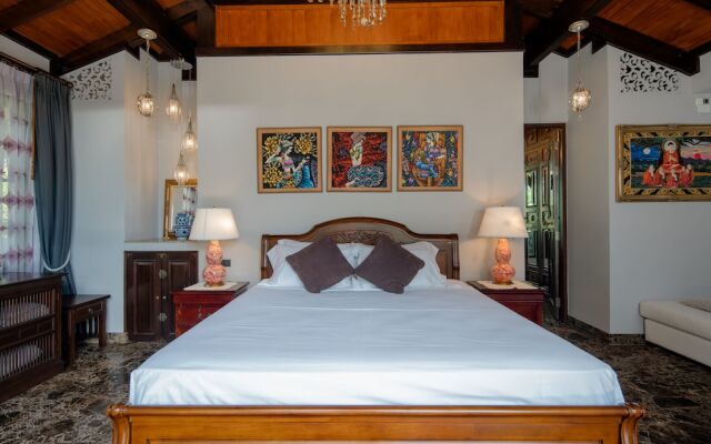 Classy 4-BR Seaview Villa at Surin Beach