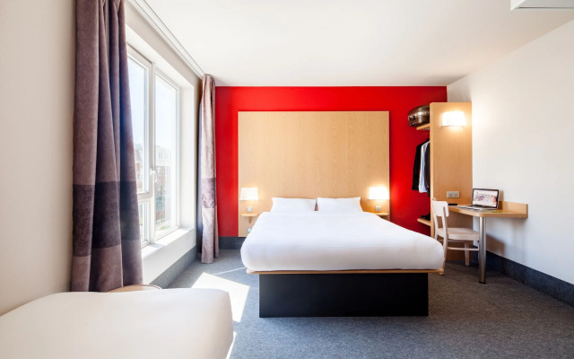 B&B Hôtel PARIS Est Bobigny Université