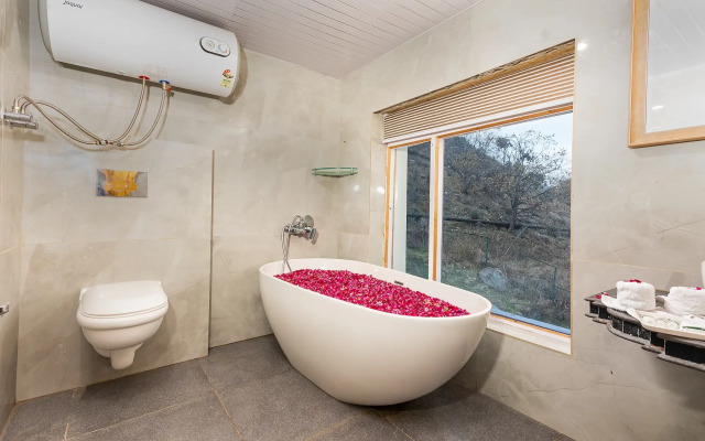 Hotel Marina Drung Waterfall By Stay Pattern