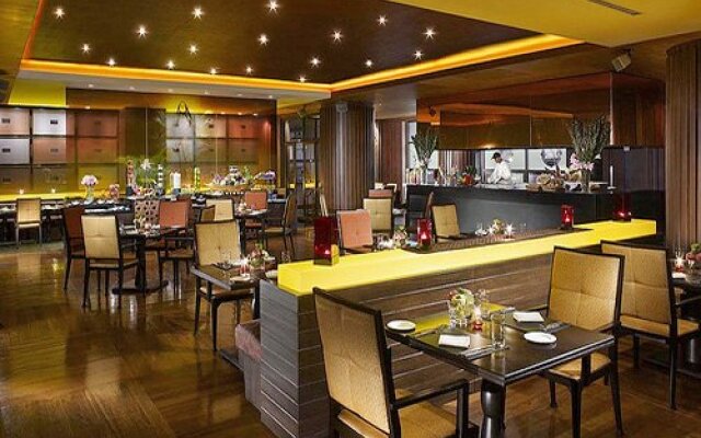 The Resonance Club at State Tower, Bangkok, Thailand