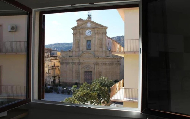 Solemar Sicilia - Piazza Duomo