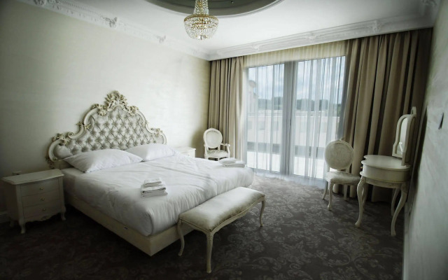 Hotel Kiston