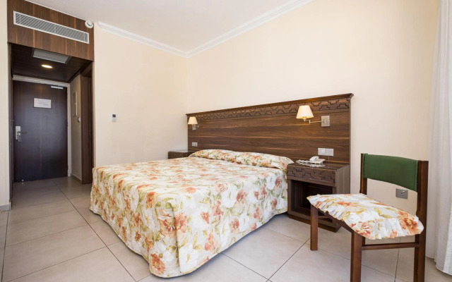 Anais Bay Hotel