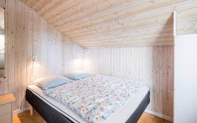 4 Person Holiday Home in Hemmet