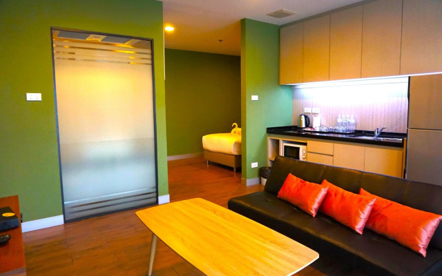 Nest n Rest Hotel