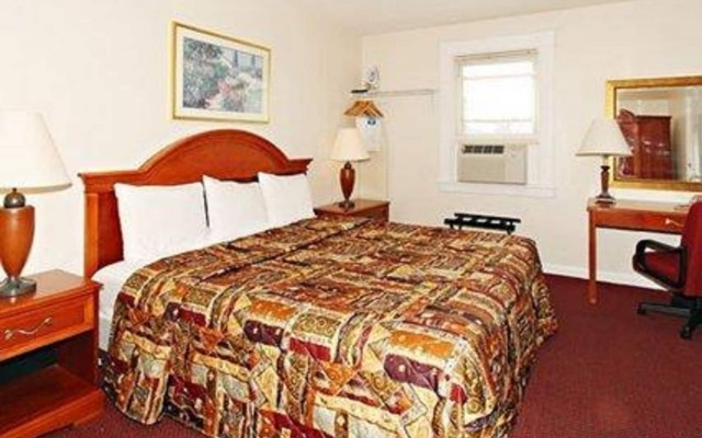 Regal Inn & Suites