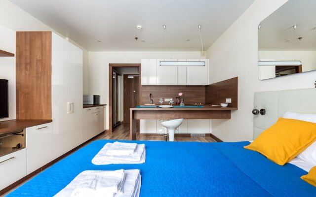 Renthouse Khoshimina 16