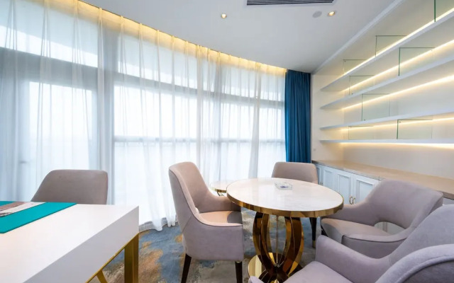 Wuhu Suning Universal Hotel